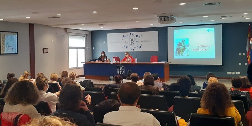 Sanidad forma a 350 profesionales en la atención de los derechos a la autonomía del paciente al final de su vida