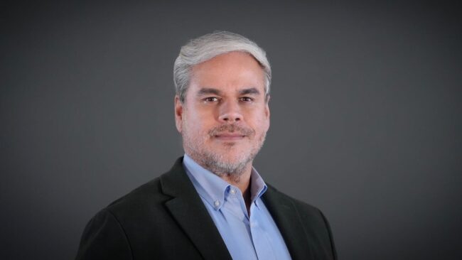 Alfonso Mercado, psicólogo y experto en trauma migratorio: “La única crisis en la frontera es la de la salud mental”