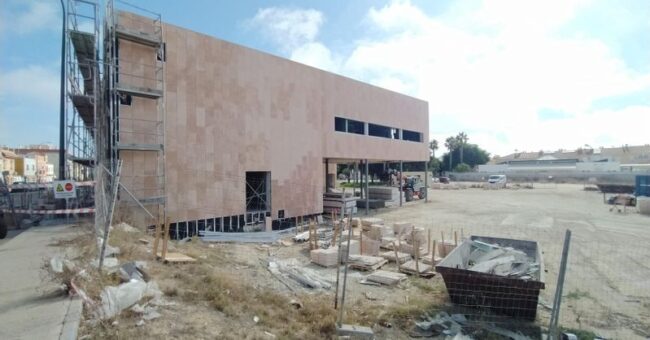 La Junta descarta que el aparcamiento del centro de salud de Camposoto sea responsabilidad suya: "Es una parcela municipal, debe ser Cavada la que lo desarrolle"