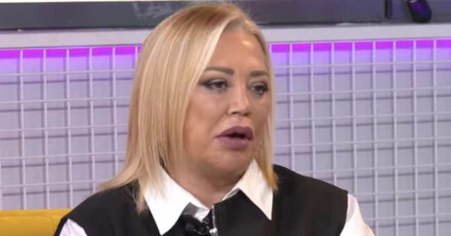 Belén Esteban confiesa en directo el problema de salud que padece: "Llevo así unos 8-9 meses"