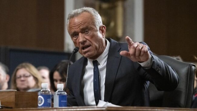 El antivacunas Kennedy Jr es confirmado como nuevo secretario de Salud de EEUU