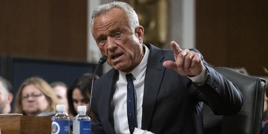 el-antivacunas-kennedy-jr-es-confirmado-como-nuevo-secretario-de-salud-de-eeuu El antivacunas Kennedy Jr es confirmado como nuevo secretario de Salud de EEUU
