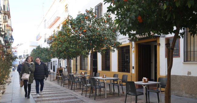Salud califica de «graves» las deficiencias detectadas en la intoxicación de los montaditos de pringá en Córdoba