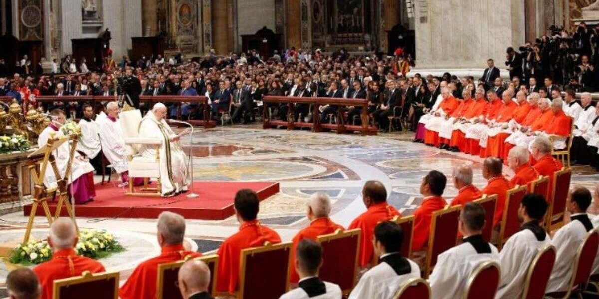 se-agrava-el-estado-de-salud-del-papa-francisco-la-lista-de-candidatos-espanoles-y-otros-del-conclave-para-reemplazarlo-en-el-vaticano Se agrava el estado de salud del Papa Francisco: la lista de candidatos españoles (y otros) del Cónclave para reemplazarlo en el Vaticano