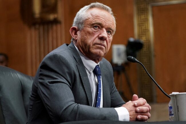 El Senado confirma el polémico nombramiento de Robert F. Kennedy como secretario de Salud en Estados Unidos