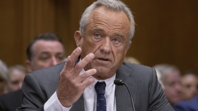 Senado confirma a Robert F. Kennedy Jr. como secretario de Salud de EEUU